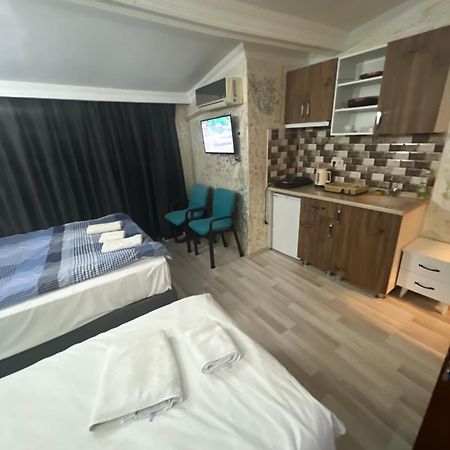 Istiklal Hostel Istanbul Exterior photo